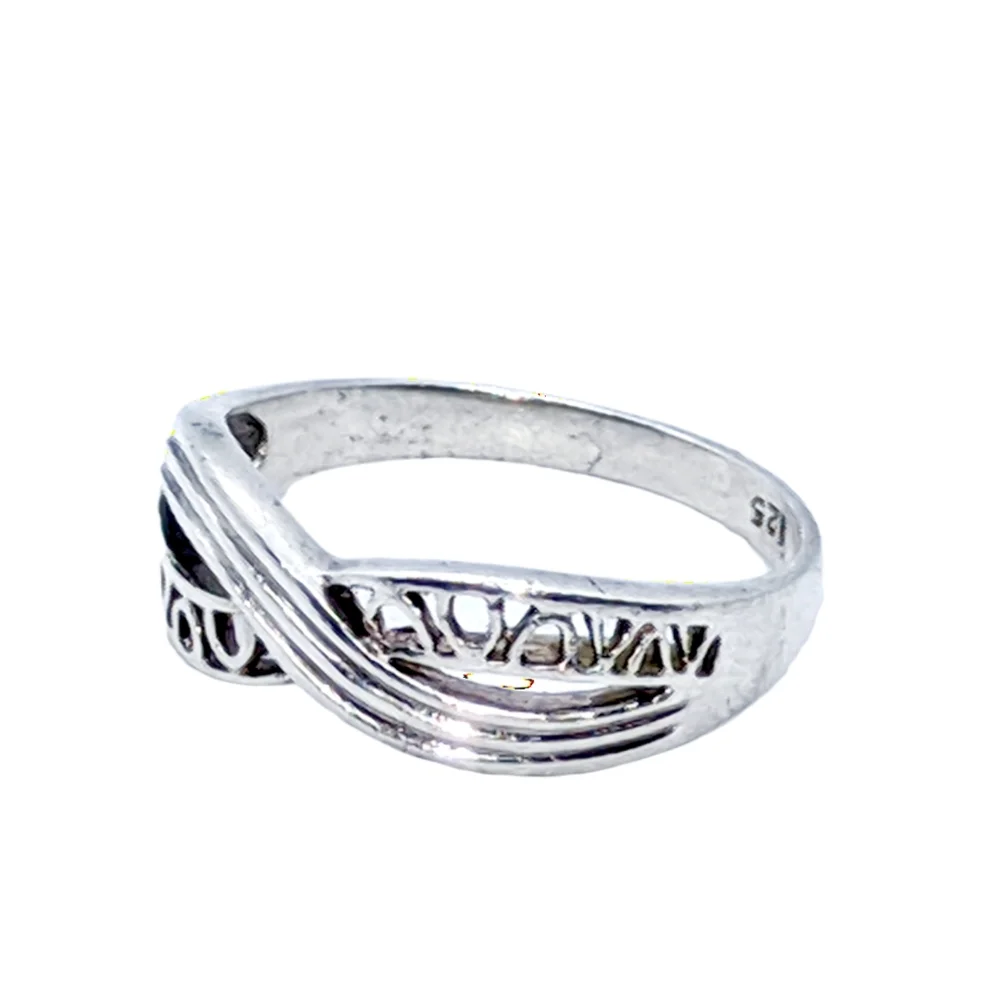 Nice Sterling Silver Ring w/Over & Under Design